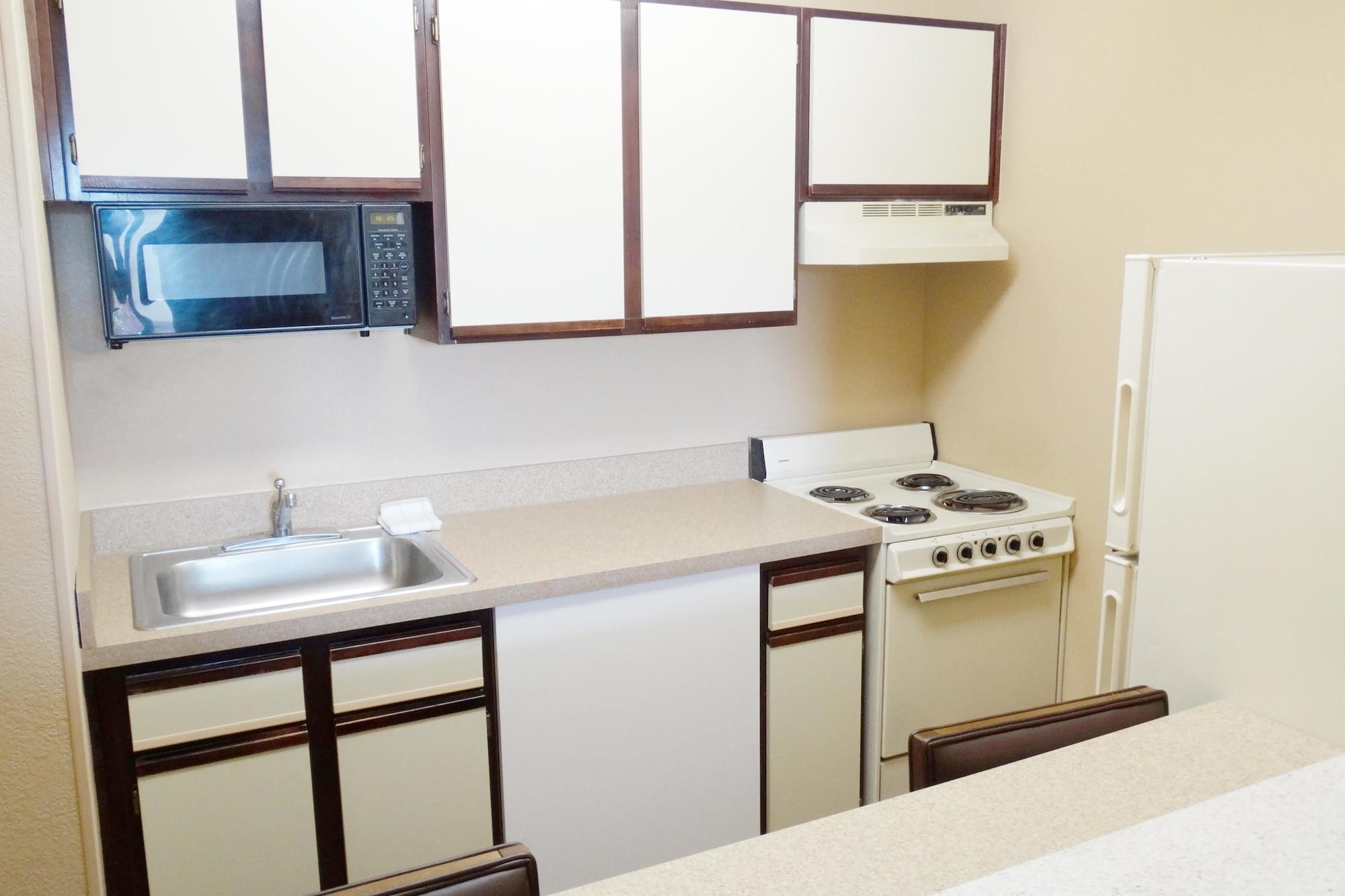 Extended Stay America Select Suites - Dallas - Las Colinas - Meadow Creek Dr Irving Exterior photo