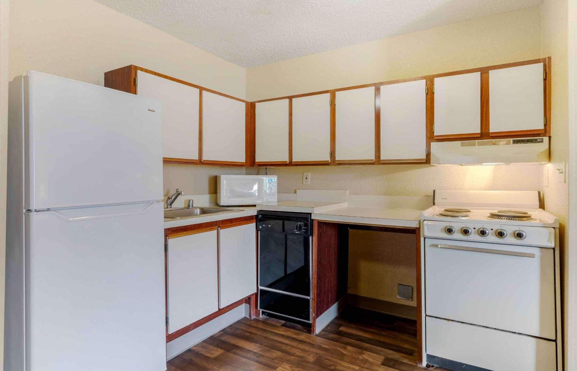 Extended Stay America Select Suites - Dallas - Las Colinas - Meadow Creek Dr Irving Exterior photo
