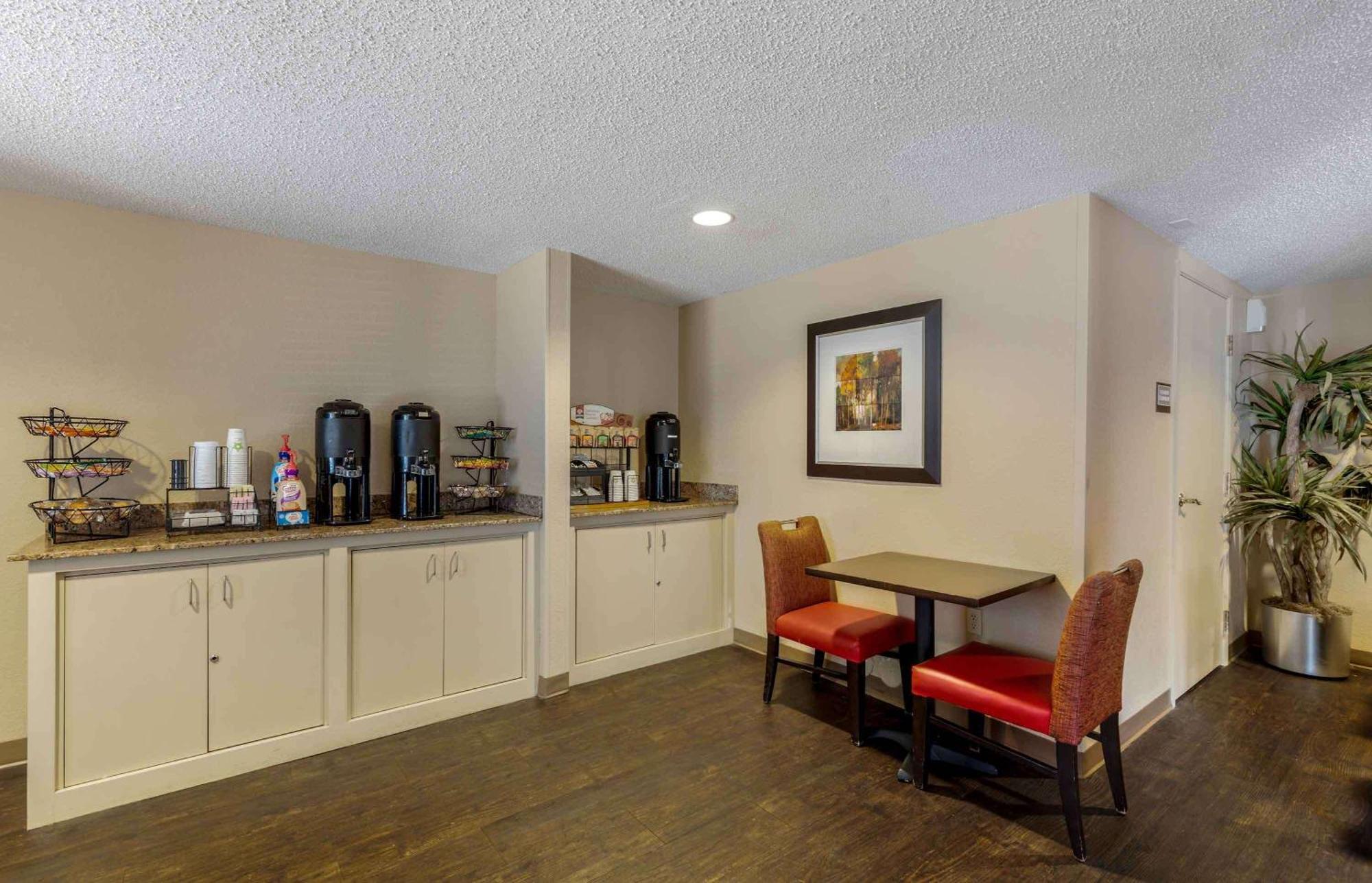 Extended Stay America Select Suites - Dallas - Las Colinas - Meadow Creek Dr Irving Exterior photo